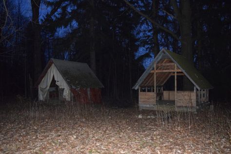 Creepy summer camp aesthetic. Girl Scout Camp, Summer Camp Aesthetic, Camp Aesthetic, New York State Parks, Scout Camp, Girl Scout Camping, Sleepaway Camp, A Night At The Opera, Camping Aesthetic