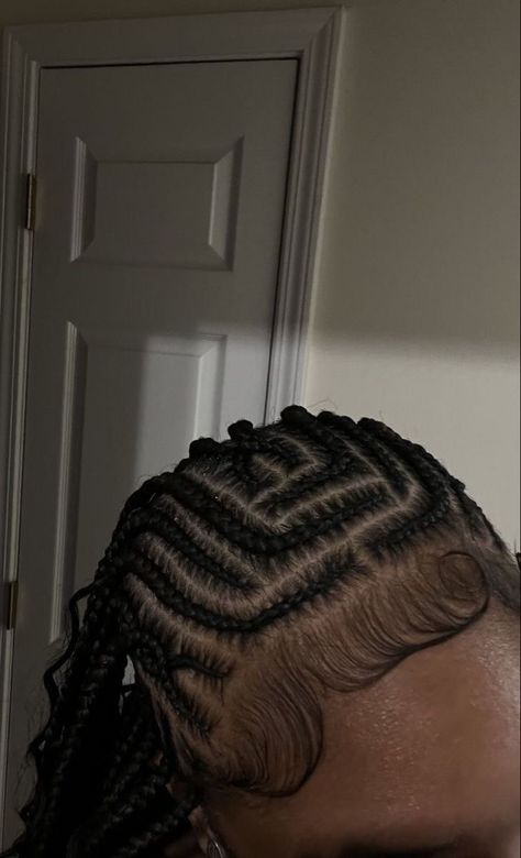 Snacks For Party Store Bought, Neutral Color Outfits Black Women, Scalp Braids Hairstyles, Hair Braid Designs, Cornrows Natural Hair, Bombshell Hair, Braids Ideas, Feed In Braids Hairstyles, Quick Natural Hair Styles