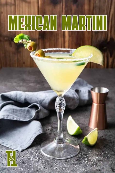 Mexican Martini Recipe (Texas Martini) - Twist and Toast Mexican Martini Recipe, Tequila Martini, Bartender Drinks Recipes, Chocolate Martini, Best Tequila, Martini Recipe, Vodka Martini, Mexican Hot Chocolate, Freshly Squeezed Orange Juice