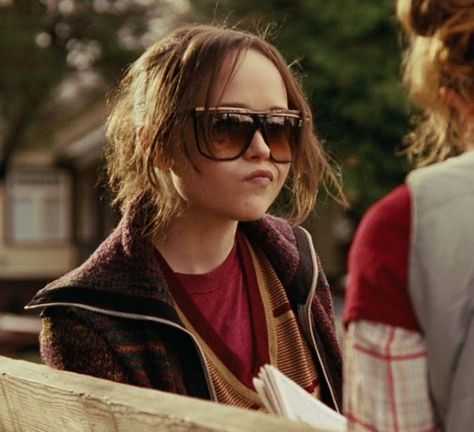 Juno Film, Juno Movie, Ellen Page, I Love Cinema, Girl Movies, New Girlfriend, Film Aesthetic, Film Stills, Movie Characters