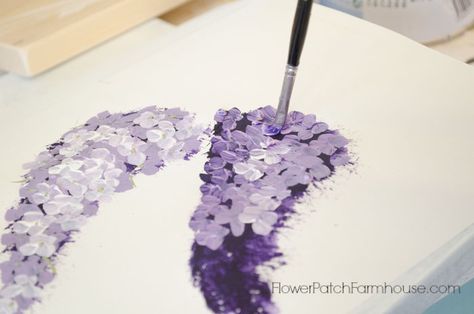 How to Paint Lilacs - Flower Patch Farmhouse Paint Lilacs, Painting Lilacs, Lilac Art, Painting Tricks, Painted Crafts, Lilac Painting, Simple Oil Painting, Simple Decorations, Crafts Painting