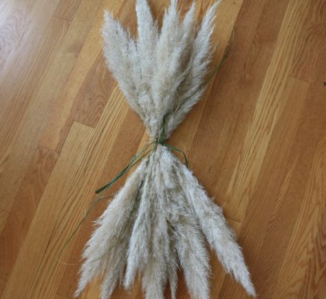 Pampas Grass Swag Diy, Boho Swag Decor, Pampas Swag Diy, How To Make A Pampas Grass Swag, Pampas Grass Swag, Fall Door Swag, Witches Brooms, Bohemian Diy, Wedding Swag