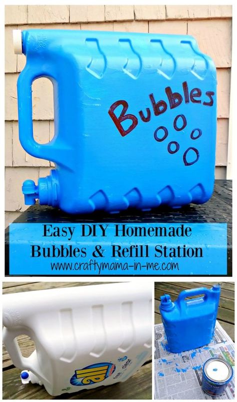 Easy DIY Homemade Bubbles and Refill Station - Crafty Mama in ME! Refill Station, Homemade Bubbles, Crafty Mama, Diy Simple, Festa Party, Backyard Games, Toddler Fun, Summer Activities For Kids, Backyard Fun