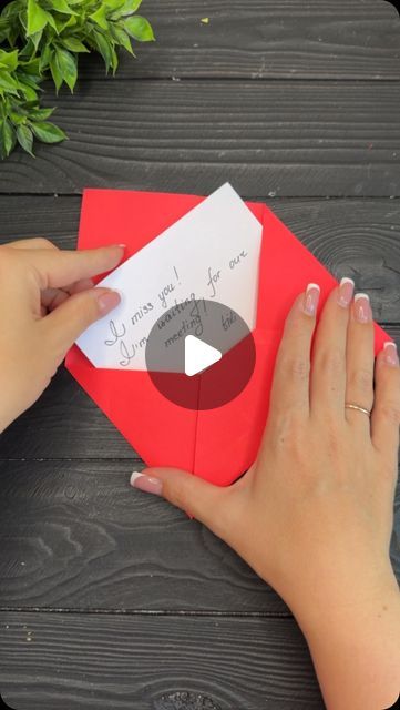 Easy Paper Envelope, Envelope Origami, Envelope Tutorial, Envelope Paper, Benson Boone, Origami Envelope, How To Make An Envelope, Paper Craft Ideas, Studio Diy