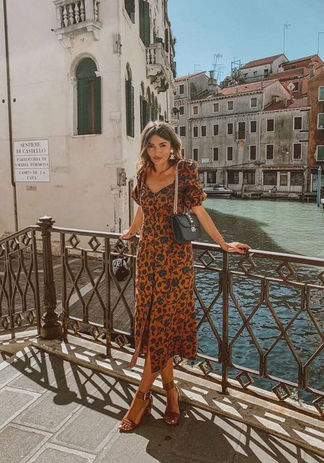 Italy Aesthetic Outfit, Italy Summer Outfits, Sundress Outfit, Europe Outfits, Italy Outfits, Italy Aesthetic, Outfit Trends, Style Inspiration Summer, Zagreb