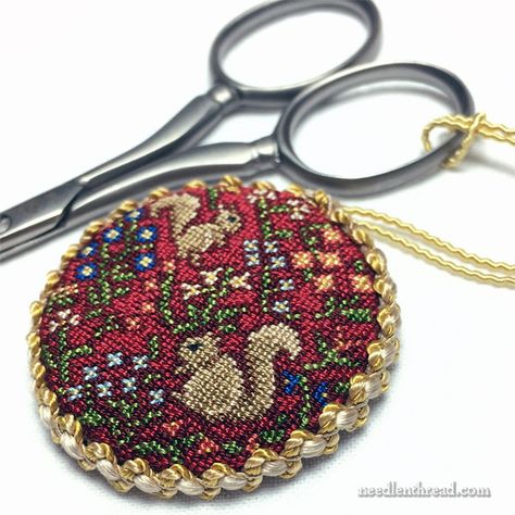 The Scissor Fob & the Laws of Gravity – NeedlenThread.com Scissor Fobs, Tassel Crafts, Scissor Fob, Sewing Scissors, Embroidery Scissors, Chatelaine, Sewing Notions, Life I, Zipper Bags