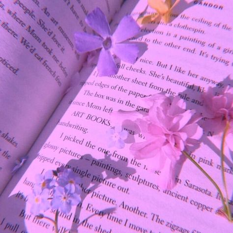 lofi aesthetics. ✨ on Instagram: “💜 › Flowers are so aesthetic! 🌼 📸 : @sel.aesthetic ⠀⁣⁣⠀ ↠ Do you like LoFi? Check out our playlist ! Link in bio ✌🏼⁣⠀ ⠀⁣⁣⠀ ↠ Follow…” So Aesthetic, Purple Aesthetic Background, Purple Books, Violet Aesthetic, Purple Vibe, Lavender Aesthetic, Instagram Flowers, Dark Purple Aesthetic, Kpop Music