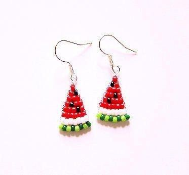 Beaded Watermelon, Girls Crafts, Watermelon Earrings, Pony Bead Crafts, Gelang Manik-manik, Watermelon Slice, Pony Bead Patterns, Diy Jewelry Unique, Fruit Jewelry