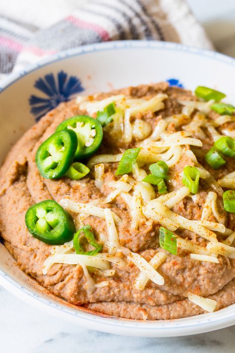 Refried Beans Slow Cooker, Slow Cooker Refried Beans, Slow Cooker Dips, Make Refried Beans, Slow Cooker Carnitas, Pot Dinners, Pasta Dinners, Easy Family Dinners, Slow Cookers