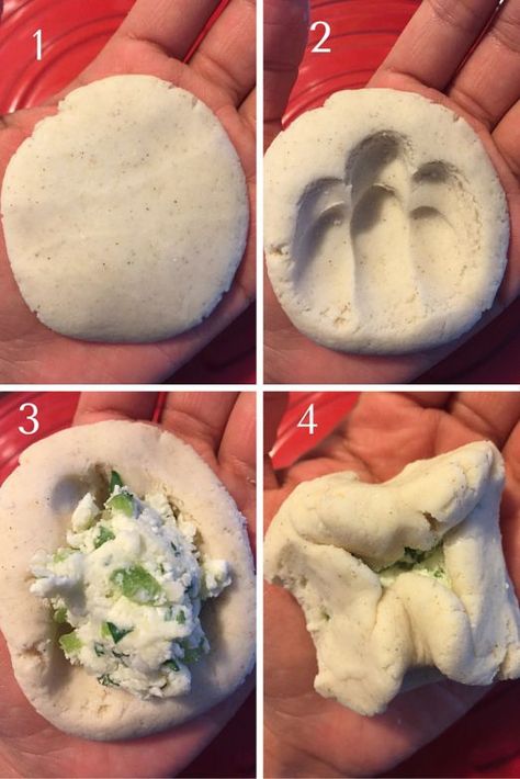 Papusa Recipe, Popusas Recipe, Cheese Pupusas, Pupusa Recipe, Masa Recipes, Salvadoran Food, Arepas Recipe, Salvadorian Food, Recetas Salvadorenas