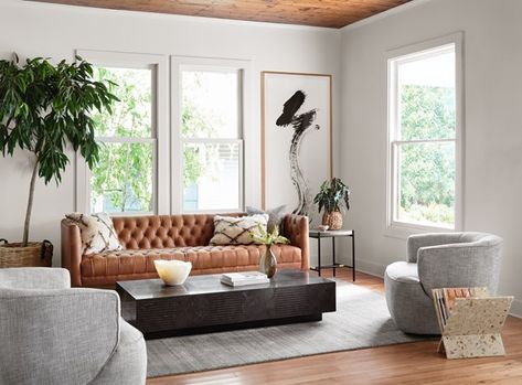 Sitting Room With Brown Leather Sofa, Leather Sofas Ideas, Leather Brown Couch Living Room Ideas, Camel Sofa Living Room, Leather Sofas Living Room Ideas, Camel Sofa, Button Tufted Sofa, Tufted Leather Sofa, Leather Couches Living Room