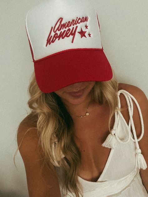 Graphic Hats Aesthetic, Trucker Hat Country Outfit, 4th Of July Cowgirl Outfits, Fourth Of July Trucker Hats, Cute Trucker Hat Outfits, Red Trucker Hat Outfit, Aesthetic Trucker Hats, Nashville Trucker Hat, Trendy Trucker Hats For Women