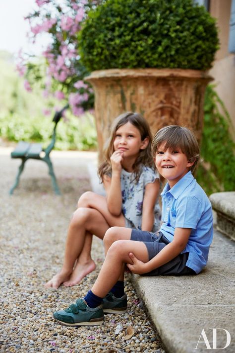 Garden Italy, Cool Interiors, La Cornue Range, Children Garden, French Gardens, Barn Conversions, French Beauty, Mediterranean Garden, France Photos