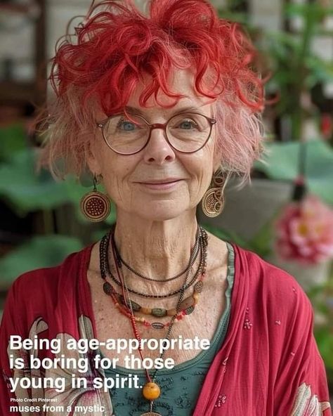 Groovy Glasses, Rossana Orlandi, Beth Djalali, Grandma Fashion, Radiate Confidence, Advanced Style, Ageless Style, Wise Women, Hair Colours