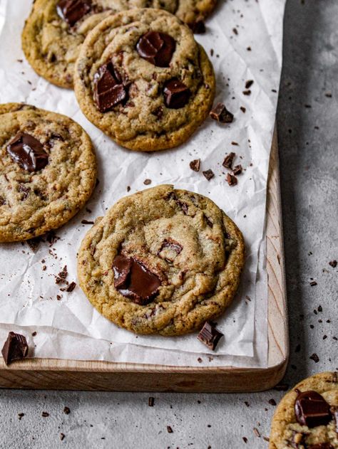 Small Batch Chocolate Chip Cookies - Eats Delightful Small Batch Chocolate Chip Cookies, Delicious Cookies Homemade, Small Batch Cookies, Soft Chocolate Chip Cookies, Cookie Spread, Chocolate Chip Cookie Recipe, Chip Cookie Recipe, Soft Cookie, Homemade Cookies