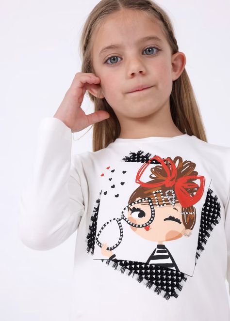 Girl print cotton T-shirt Sophisticated Outfits, Cream Blouse, Girls Fleece, Graphic Top, Kids Outfits Girls, Girls Prints, Black Print, Tshirts Online, Casual T Shirts