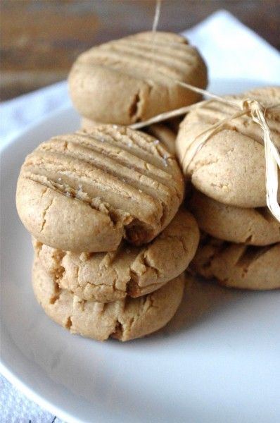 No Egg Peanut Butter Cookies, Peanut Butter Cookies No Egg, Spelt Cookies, Spelt Flour Recipes, Sesame Tahini, Spelt Recipes, Cookies Peanut Butter, Peanut Cookies, Tahini Paste