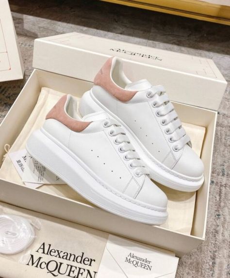 Mc Queen Alexander Shoes, Alexander Mcqueen Sneakers Outfit Women, Alexandra Mcqueen Sneakers, Zapatos Alexander Mcqueen, Alexander Mc Queen Sneakers, Alexander Mcqueen Sneakers Pink, Alexander Mcqueen Sneakers Outfit, White Alexander Mcqueen Sneakers, Alexander Mcqueen Zapatos