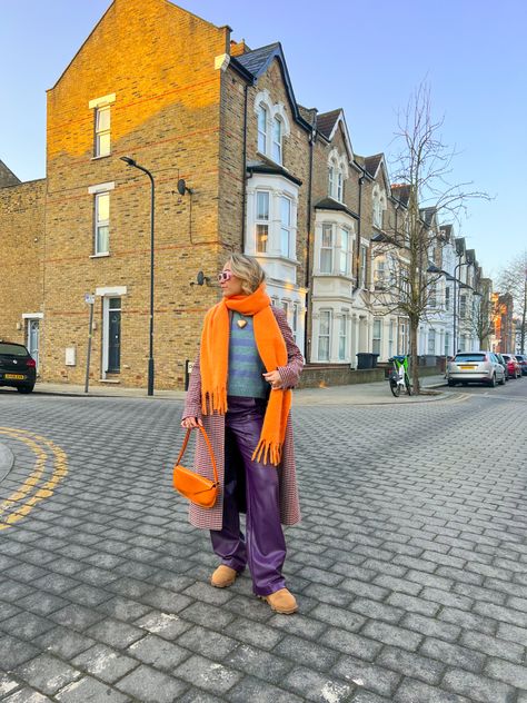 A moment for the orange scarf Patterned Scarf Outfit, Neon Accessories, Fall 23, Orange Scarf, Scarf Outfit, Orange Pattern, Patterned Scarves, Fashion Baby, Neon Orange