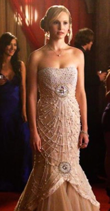 I loved Caroline's dress in Season Four, episode 19 called 'Pictures of you'. Caroline Forbes Prom Dress, Caroline And Klaus, Vampire Diaries Rebekah, Movie Wedding Dresses, Vampire Diaries Outfits, Candice Accola, Wedding Movies, Woman Personality, Caroline Forbes