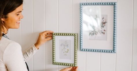 Making a Bobbin Frame with Geneva Vanderzeil - LJ Hooker Bobbin Photo Frame, Diy Bobbin Frame, Bobbin Frame, Diy Photo Frame, Diy Photo Frames, Project Steps, Diy Picture Frames, Framed Quotes, House Diy