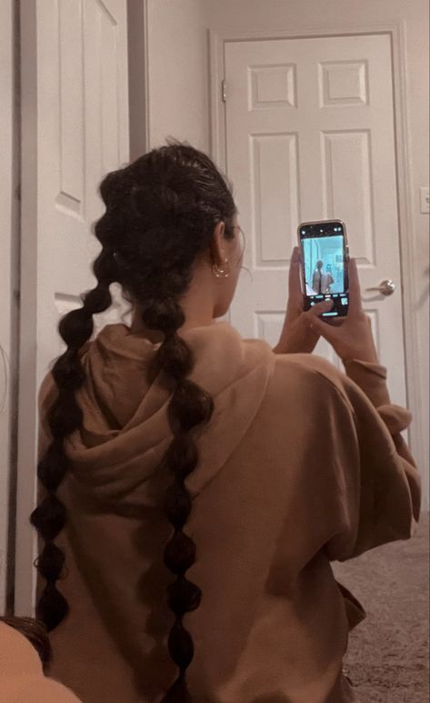 Braided Bangs Hairstyles, Wavy Hair With Braid, Prom Ponytail Hairstyles, Curled Hair With Braid, Cute Ponytail Hairstyles, Track Hairstyles, Preppy Hairstyles, Bubble Braid, Bubble Ponytail