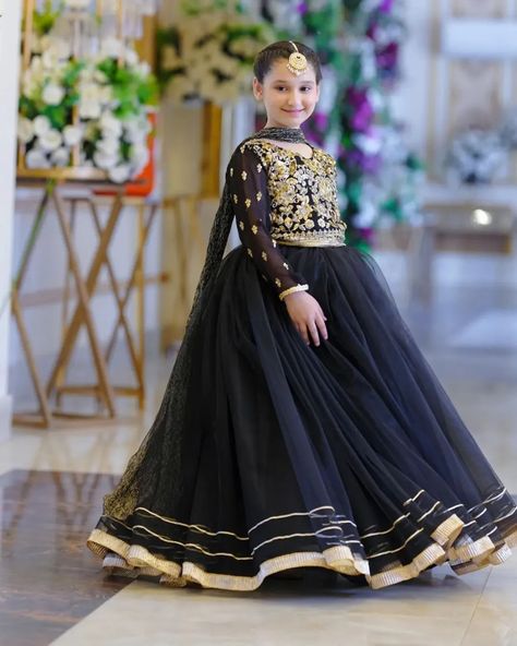 Introducing Rang-e-Hayat, the latest edition of Fairy Queen by Ayesha Hamza fashionable variety, that allows your kids to embrace every style! Live now and exclusively available at Rania Zara Studio. 📲 For further information, DM us. 🌐 Checkout our collections at www.raniazara.co.uk 📲 For dress details, delivery, and order tracking, WhatsApp us at +44 7379 349558 Link in bio @raniazarastudio 🌍 Shipping Worldwide #raniazarastudio #fashionsale #asianfashion #londonfashion #luxurypret #par... Indo Western Dress, Fairy Queen, Kids Fashion Dress, Ghagra Choli, Long Frocks, Baby Frocks Designs, Beautiful Dress Designs, Embroidery Suits Design, Live Now