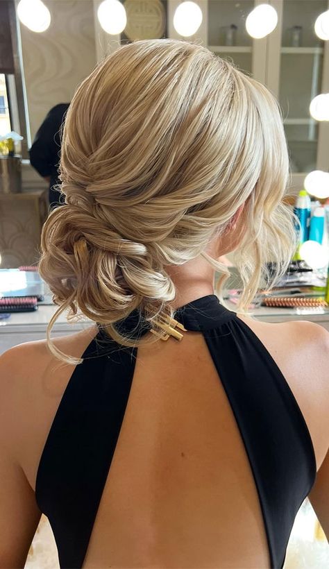 relaxed low bun, Bridesmaids hairstyles medium length, bridesmaid hairstyles, Bridesmaids hairstyles easy, Bridesmaids hairstyles for long hair, bridesmaids hairstyles updo, bridesmaids hairstyles down, bridesmaids hairstyle ideas, upstyle bridesmaids hairstyles Bridesmaids Hairstyles Down, Bridesmaids Hairstyles Updo, Bridesmaids Hairstyles For Long Hair, Bridesmaid Bun, Bridesmaids Hairstyle, Bridesmaid Hair Up, Hair Bridesmaids, Bridesmaid Hair Inspo, Bridesmaids Hairstyles