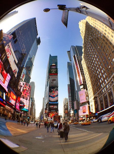 Photo Wall Pictures Aesthetic 90s, Square Aesthetic Photos, Fish Eye Wallpaper, .5 Pictures, Square Pfp, Times Square Pictures Ideas, Hard Photos, New York Sightseeing, Square Pic