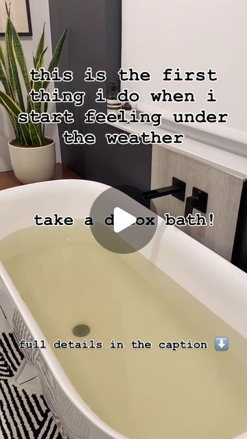 Meelah_Moss_Seamoss | DETOX BATH 🛁

This is a GREAT detox bath for kids; 

YOU’LL NEED
* 2 cups of epsom salt
* 1/4 c baking soda
* 1 cup apple cider vinegar
*... | Instagram Apple Cider Vinegar Bath For Ph Balance, Detox Bath For Kids, Epsom Salt Bath Benefits, Bay Leaf Benefits, Salt Water Bath, Apple Cider Vinegar Bath, Bath Benefits, Eliminate Toxins, Epsom Salt Bath