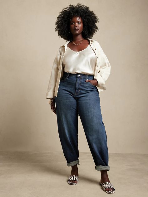 Barrel Jeans Plus Size, Plus Size Barrel Jeans Outfit, Abercrombie Curve Love Jeans, Paper Bag Waist Pants Outfit, Barrel Pants Outfit, Outfits For Apple Shaped Women, Size 12 Women Outfits, Plus Size Jeans Outfit, Barrel Jeans Outfit