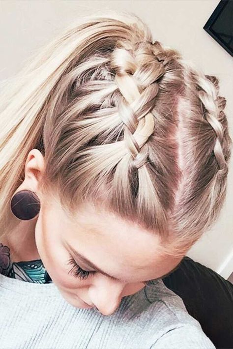 Five-Minute Cute Hairstyles for Medium Hair ★ See more: http://lovehairstyles.com/cute-hairstyles-for-medium-hair/ French Braid Hairstyles, Cool Braids, Penteado Cabelo Curto, Festival Hair, Spring Hairstyles, Braids For Long Hair, Ponytail Hairstyles, Gorgeous Hair, العناية بالشعر