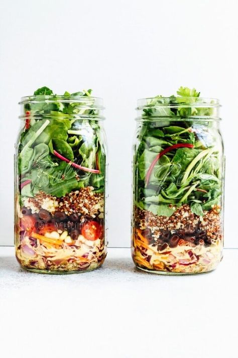 Meal-Sized Salad Recipes | Eating Bird Food Different Types Of Salads, Types Of Salads, Salad Jar Recipe, Jar Salad, Mason Jar Salad Recipes, Salad Recipes Video, Mason Jar Meals, Mason Jar Salad, Hearty Salads