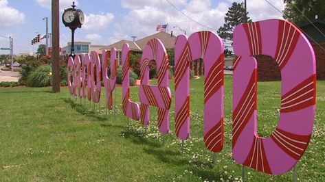 Enid Park Turned Into Life-Size Game Of Candyland Candyland Games, Life Size Games, Harvest Festival Decorations, Candy Decorations Diy, Candy Theme Birthday Party, Candy Themed Party, Candy Land Birthday Party, Kids At Heart, Candyland Birthday