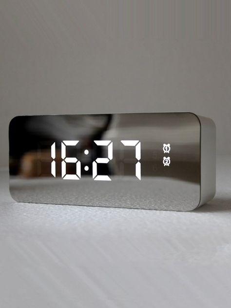 Electric Desk, Led Decoration, Table Clocks, Digital Clock, Digital Clocks, Desk Clock, Affordable Home Decor, Bedroom Accessories, Led Mirror