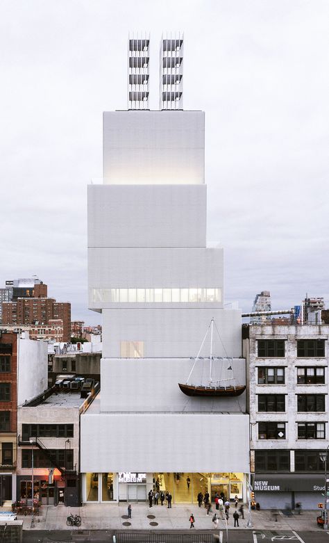 Kazuyo Sejima + Ryue Nishizawa, SANAA | New Art Museum | New York City, United States | 2007 | http://www.sanaa.co.jp Sanna Architecture, Industry Architecture, Kazuyo Sejima, Ryue Nishizawa, Museum New York, Public Space Design, Archi Design, Skyscraper Architecture, New York Museums