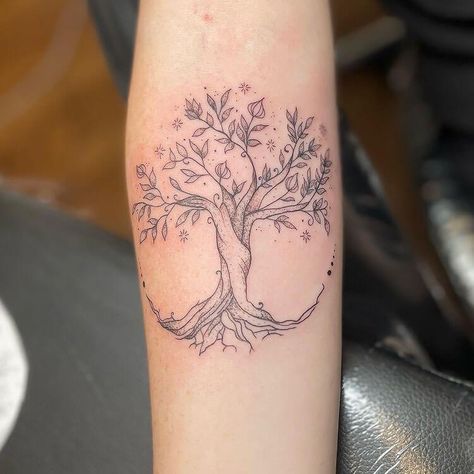 feminine tree of life tattoo Tree Of Life Tattoo Ideas, Woman Tree Tattoo, Tree Of Life Tattoos, Life Tattoo Ideas, Ink Tree, Tree Tattoo Arm, Line Drawing Tattoos, Japanese Tattoo Symbols, Mom Tattoo Designs