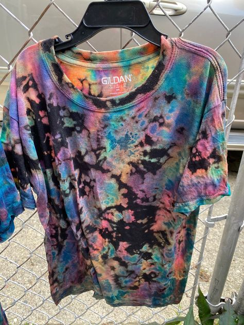 I custom make  reverse tie dye shirts, hoodies, anything you want. I make them with your color choices. Turn around is 2-3 weeks. If you want reverse tie dye it has to be 100% cotton. Prices start at 15 and up. Includes shirt with pricing Christmas Tree Tie Dye, Tye Dye Outfits Fashion, Tye Dye Ideas, Goth Tie Dye, Tie Dye Ideas, Black Tie Dye Shirt, Bleaching Clothes, Diy Tie Dye Designs, Tie Dye Patterns Diy