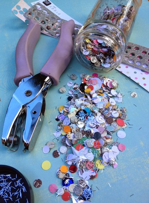 Pocket Full of Posies: Refilling my Paper Punches Poly Pocket, Hole Punches, Paper Punch, Diy Decor, 10 Things