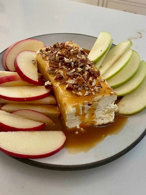 Caramel Cream Cheese Dip. Dips Over Cream Cheese, Caramel Dip For Apples With Cream Cheese, Dip With Cream Cheese 3 Ingredients, Carmel Apple Appetizers, Fall Cream Cheese Dip, Cream Cheese Dip Dessert, Appetizer Recipes With Cream Cheese, Caramel Cream Cheese Apple Dip, Baked Cream Cheese Dip