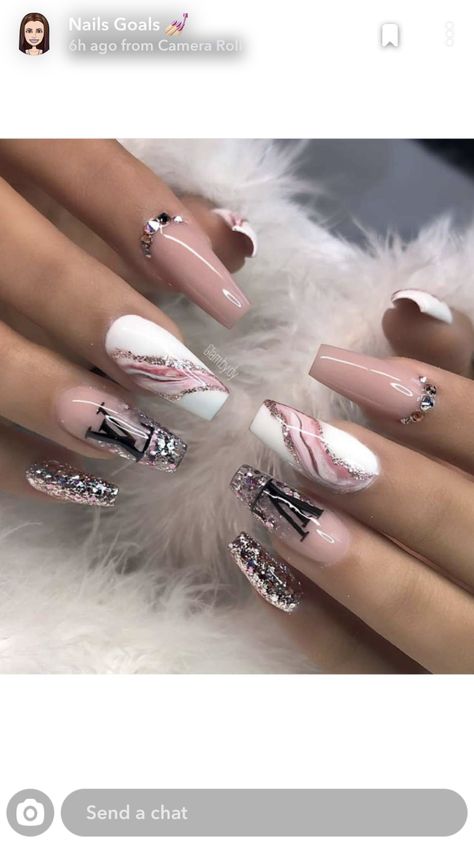 Lv Nails, Kylie Nails, Thanksgiving Nail Designs, Gel Nail Art Designs, Glamour Nails, Crazy Nails, Thanksgiving Nails, Sparkle Nails, Trendy Nail Design