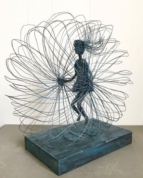 Wire art sculpture