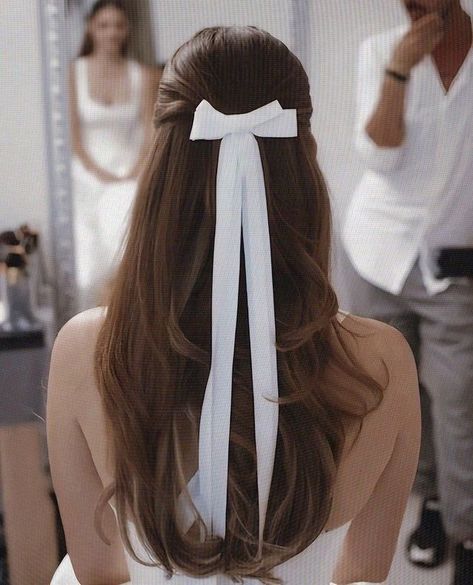 Ribbon Wedding Hairstyles, Bridal Hair Half Up With Bow, Wedding Hairstyles With Ribbon, Bride With Bow In Hair, Wedding Hair With A Bow, Bow Hairstyle Wedding, Bridesmaid Hair With Bow, Prom Hair With Bow, Simple Wedding Veils