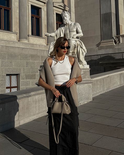 @polene_paris @pavli_ostrolucka minimal capsule wardrobe, fall essentials , street style, cargo maxi skirt, polene bag, outfit inspo, ootd, parisian chic Taupe Bag Outfit Summer, Polene Taupe Bag, Polene Numero Neuf Bag Outfit, Polene Numero Neuf Mini Outfit, Polene Neuf Outfits, Polene Outfit, Taupe Bag Outfit, Polene Beri, Big Bag Outfit