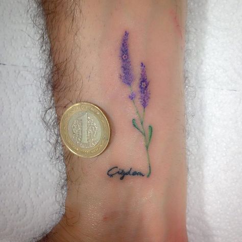 Purple Hyacinth Flower Tattoo, Hyacinth Tattoo Simple, Purple Hyacinth Tattoo, Grape Hyacinth Tattoo, Hyacinth Flower Tattoo, Hyacinth Tattoo, Floral Tattoo Ideas, Flower Tattoos Designs, Sam Tattoo