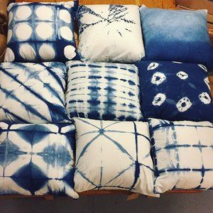 Pillow party!! ☁️☁️☁️ They aren't posted on Etsy, and I have pairs of most styles. DM me if interested! #shibori #indigo #handmade #handdyed #naturaldye #lizandlunadesign Indigo Bed, Shibori Bedding, Tie Dye Duvet Cover, Tie Dye Bedding, Tye And Dye, Pillow Party, Shibori Dye, Bedding Duvet, Cotton Bedding Sets