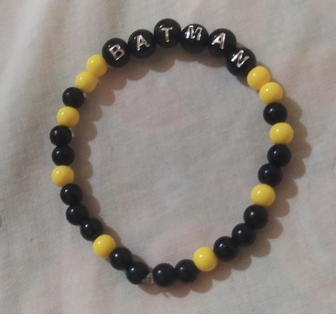 Batman Bracelet Bead, Scream Bracelet Ideas, Spider Man Bracelet Beads, Eminem Bracelet Ideas, Boy Bracelet Ideas, Bracelet Ideas For Boys, Batman Bracelet, Funny Bracelets, Kandi Projects