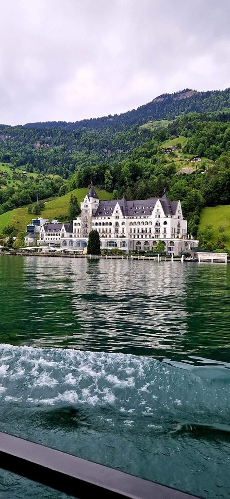 Park Hotel Vitznau at Lake Lucern in Switzerland. 🇨🇭 Park Hotel Vitznau, Lucern Switzerland, Lake Lucerne Switzerland, Switzerland Lucerne, Village Mountain, Switzerland Hotels, Lucerne Switzerland, Mountain Lover, Visual Board