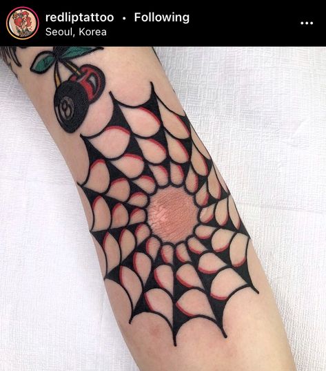 Spiderweb Elbow Tattoo, Traditional Tattoo Elbow, Spider Web Tattoo Elbow, Traditional Butterfly Tattoo, Spider Web Tattoo, Traditional Tattoo Inspiration, American Traditional Tattoo Ideas, Traditional Tattoo Ideas, Elbow Tattoo