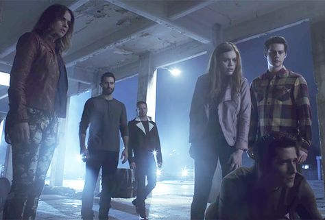 Bittersweet: Coming and Going - ATSMGO Teen Wolf Season 6, Teen Wolf Season 3, Character Design Teen, Teen Wolf Fashion, Wolf Fashion, Teen Wolf Scenes, Charlie Carver, Malia Hale, Wolf Team